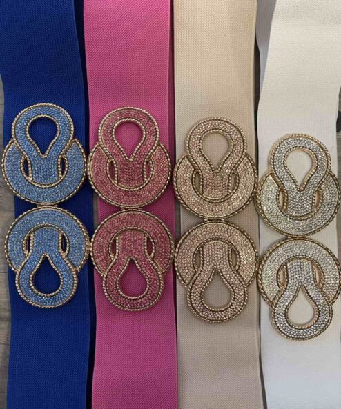 Széles gumis öv strasszos csattal (több szín)