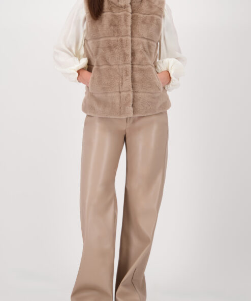 Alternative view of Monari műszőrme mellény bézs