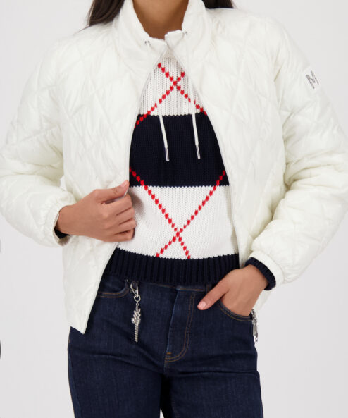 A Monari steppelt kabát álló gallérral alternatív nézete