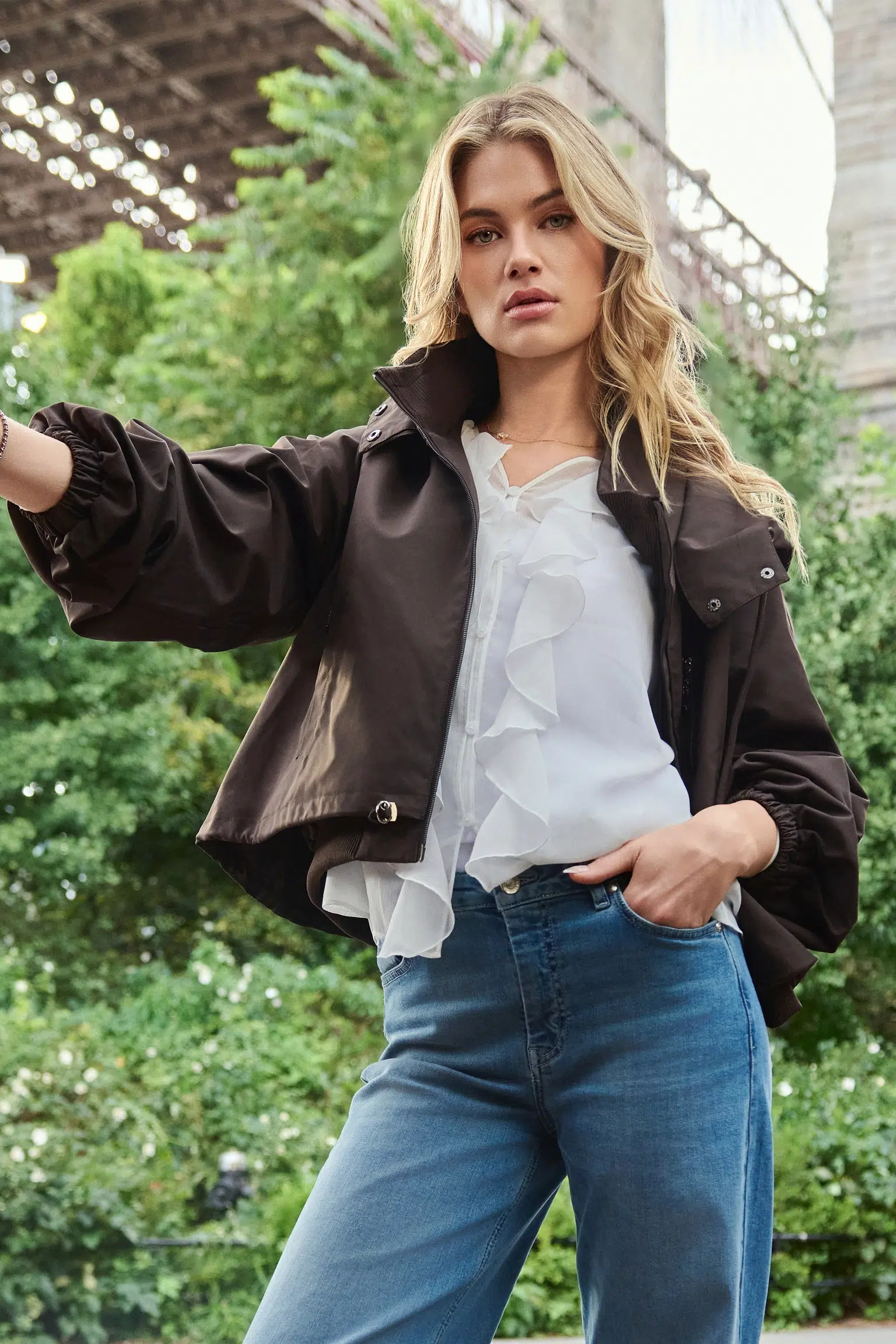 Monari rövid kapucnis kabát csokibarna - Image 5