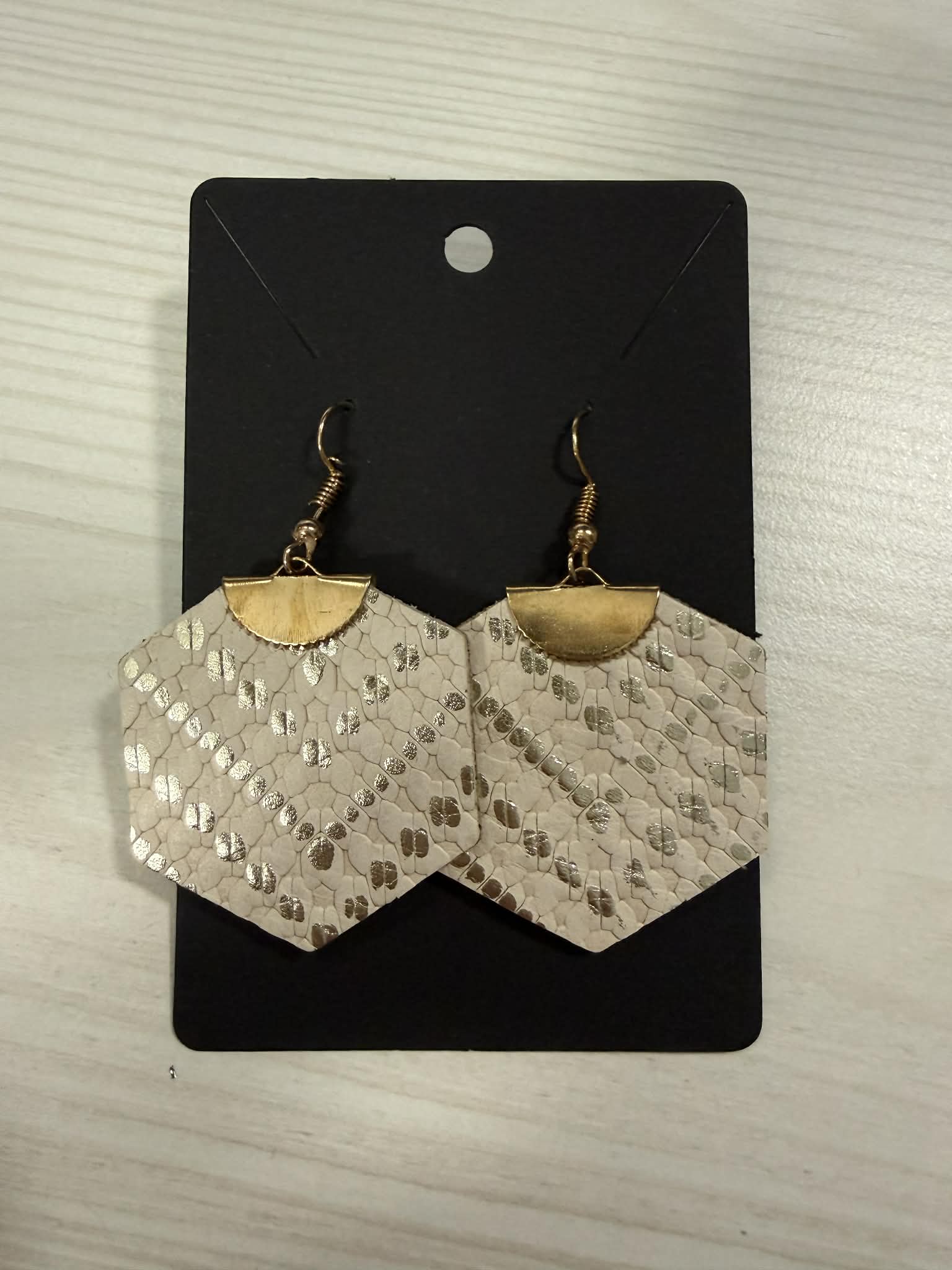 LEYA bőr kézműves fülbevaló (nagy hatszög) - Image 7