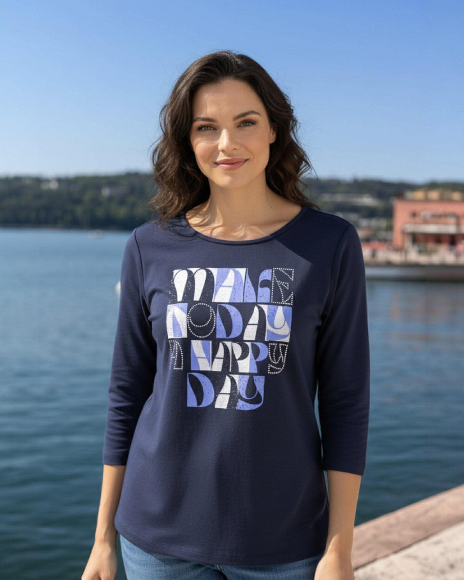 Navigazione sötétkék 3/4 ujjú pulóver – Modern, mutatós dizájn