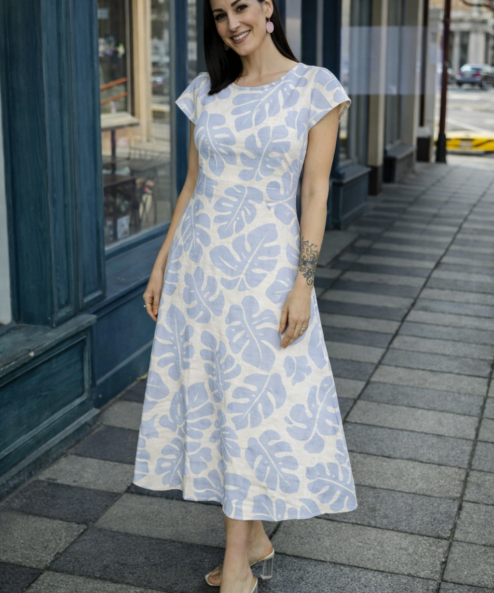Navigazione midi kék mintás ruha