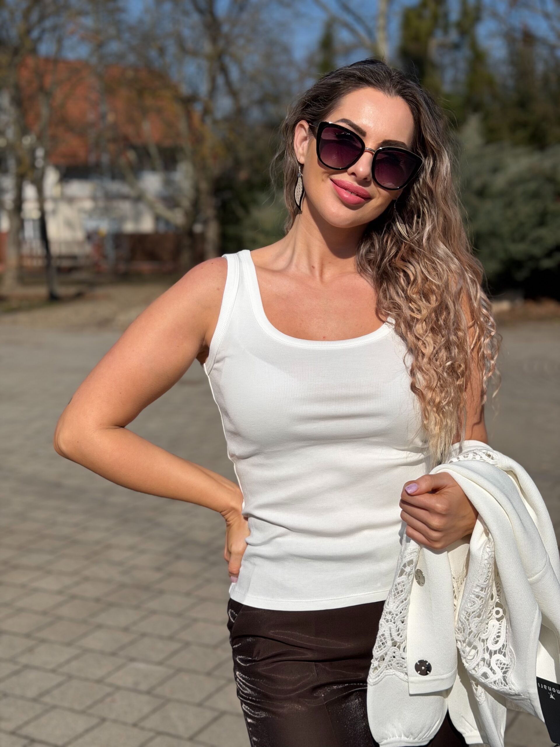 Monari basic top ekrü - Image 3