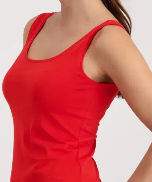 Alternative view of Monari basic top piros